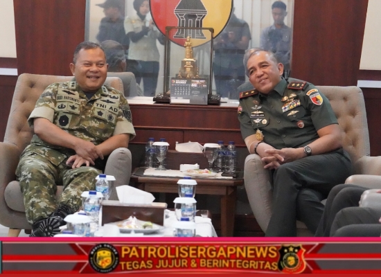Pertemuan Pangdam V Brawijaya dan Kapusziad Bahas Penguatan Pembinaan Zeni
