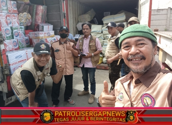 Ketua Siaga Bencana Inti Forkabi Pengurus Pusat Eko Suherman Mendistribusikan Bantuan ke Sumatera dan Aceh