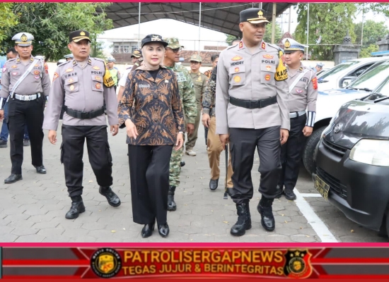 Polres Kendal Gelar Apel Pasukan Operasi Lilin Candi 2025, Siapkan Pengamanan Natal dan Tahun Baru