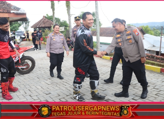 Trabas Kamtibmas, Kapolres Nganjuk Bersama Komunitas Trail Salurkan Bansos dan Layanan Kesehatan Gratis