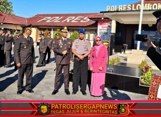 Kompol Sudarman, S.Sos Rayakan Ulang Tahun ke-55 Bertepatan dengan Acara Wisuda Purna Bakti Suami – Suasana Penuh Haru dan Kebersamaan di Polres Lotim