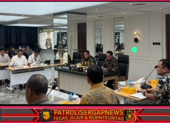 Putus Rantai Tengkulak, Polri Fasilitasi KUR dan Penyerapan Bulog bagi Petani Jagung