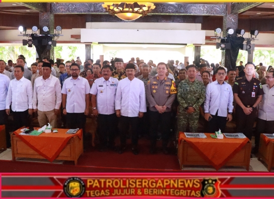 Kapolres Nganjuk Pastikan Pengamanan Maksimal Saat Kunjungan Menteri Sosial di Pendopo