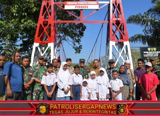 Dandim 0111/Bireuen Resmikan Jembatan Gantung Garuda Peudada, Perkuat Akses Antar Desa