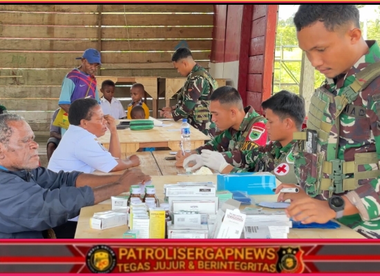 Satgas Yonif 763/SBA Berikan Pelayanan Kesehatan di Sekitar Pos Konja