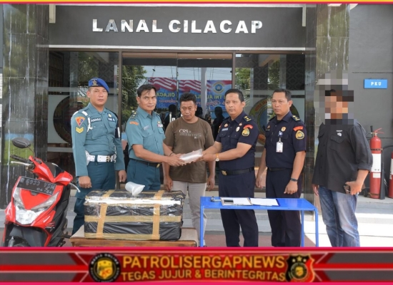 TNI AL Gagalkan Penyelundupan Benih Bening Lobster Ilegal Senilai RP 2,5 Miliar