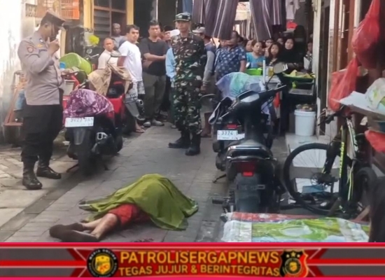 Pembacokan Brutal di Sencaki Surabaya, Pria 57 Tahun Tewas di Tengah Gang Narasi Berita: