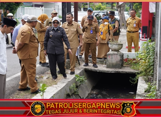 Wabup Nurul Azizah Sidak Drainase Kota, Pemkab Bojonegoro Percepat Target Bebas Banjir 2026