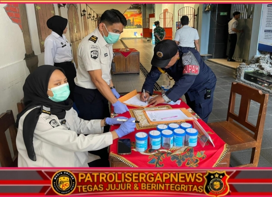 Rutan Salatiga Gelar Penggeledahan dan Tes Urine Bersama TNI-Polri, Hasil Zero Halinar