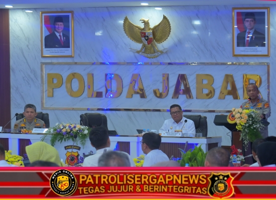 Kapolda Jabar Buktikan Kesuksesan Pengamanan Zero Conflict 95 Ribu Buruh pada May Day