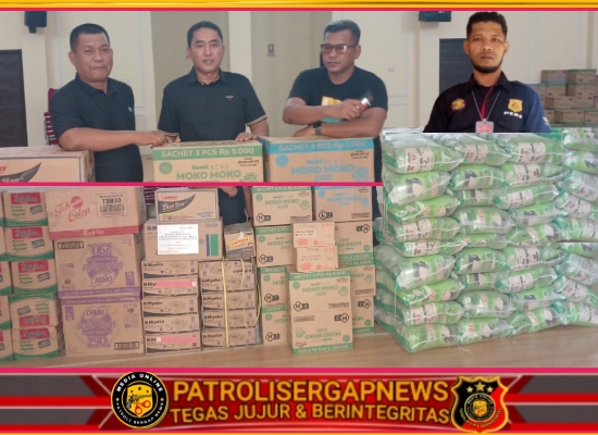Kapolres Lhokseumawe Salurkan Bantuan Korban Banjir, Geuchik Ham dan Tajuddin S.Sos Sampaikan Apresiasi