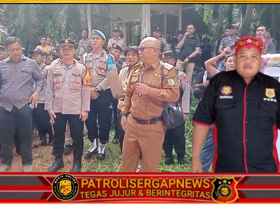 Aksi Damai KMHA Dayak Kalteng: Camat Mentaya Hulu Diduga Memihak Perusahaan Sawit