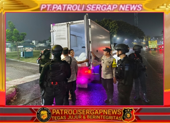 Patroli Gabungan Polsek Pinang dan Brimob Ciptakan Rasa Aman bagi Masyarakat
