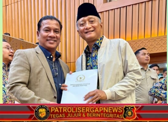 HRD kembali Menyerahkan usulan pembangunan Gedung Fakultas Kedokteran Umuslim Kepada Menteri PU