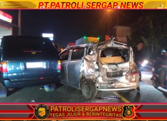 Kecelakaan Beruntun yang Melibatkan Truk dan Dua Mobil Terjadi di Jalur Tuntang-Salatiga