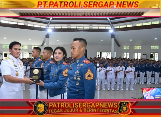 Kasal Serahkan Ijazah dan Bekali Capaja AAL, Teguhkan Karakter Pemimpin Jalasena Masa Depan