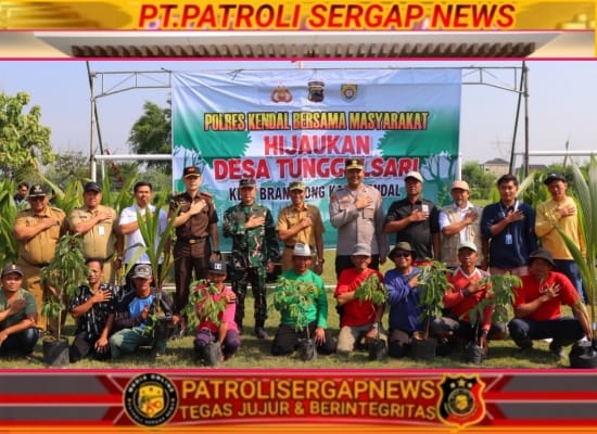 Kapolres Kendal Bersama Warga Tanam 700 Bibit Pohon di Tunggulsari, Perkuat Kelestarian Lingkungan
