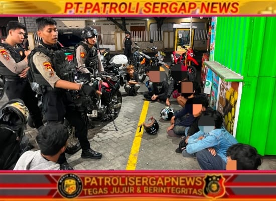 Respons Cepat Tim Sparta Polresta Surakarta Gagalkan Tawuran, 12 Remaja Diamankan