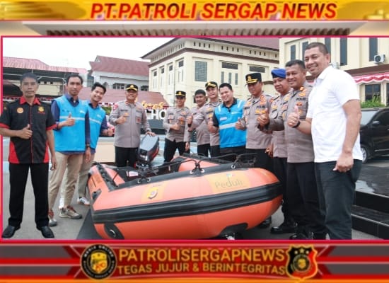 Perkuat Kesiapsiagaan Hadapi Banjir, Polres Lhokseumawe Terima Bantuan Perahu Karet dari PLN Nusantara Power Arun