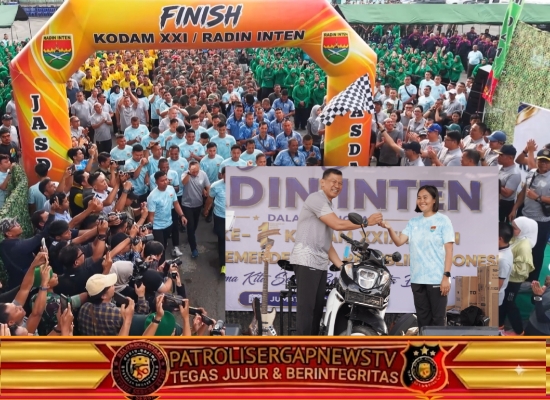 Gerak Jalan Sehat Radin Inten Semarakkan HUT Ke-1 Kodam XXI/RI dan HUT Ke-81 Kemerdekaan RI