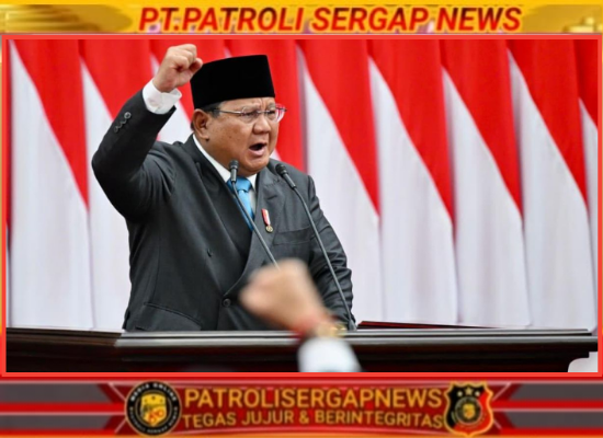 Prabowo Pantau Erupsi Anak Krakatau, Pastikan Seluruh Unsur Kesiapsiagaan Berjalan Baik
