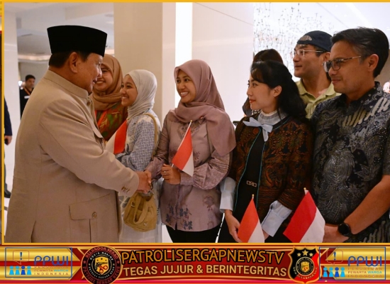 Tiba di New Delhi, Presiden Prabowo Disambut Hangat Mahasiswa dan Diaspora Indonesia