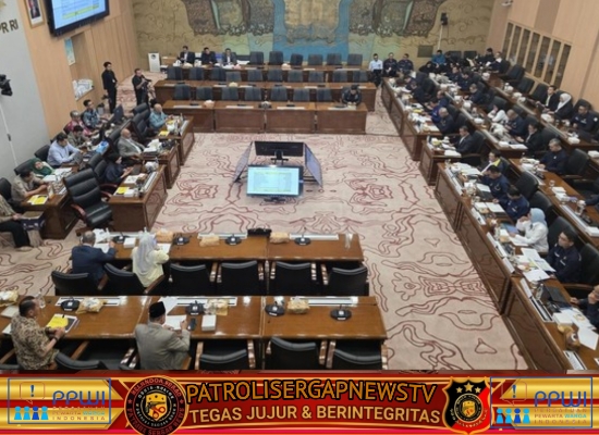 Di Depan Bahlil, PDIP Pertanyakan Apa Kabar Gerangan RUU Migas