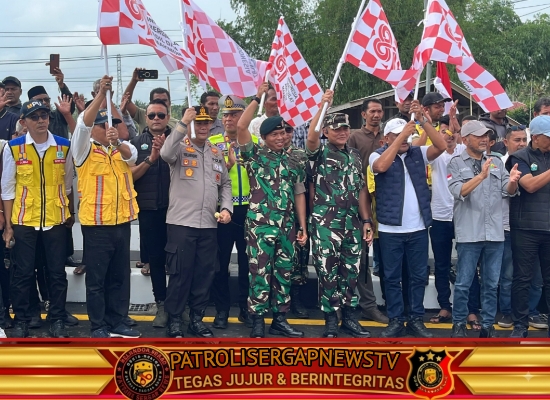 Kapolres Bireuen Hadiri Peresmian Jembatan Krueng Tingkeum Kuta Blang, Mobilitas Masyarakat Kembali Normal Pasca Bencana