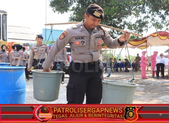 Polresta Tuban Salurkan 88 Ribu Liter Air Bersih kepada Warga Terdampak Kekeringan
