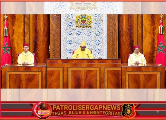 HM the King Delivers Speech to Parliament at Opening of 1st Session of 1st Legislative Year of 12th Legislature