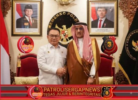 Menko Polkam Dudung Abdurachman Dorong Deeskalasi Konflik Global dalam Pertemuan Bilateral dengan Dubes Arab Saudi