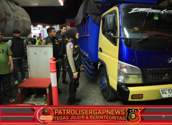 Kapolres Bojonegoro Cek SPBU dan Patroli Jogo Omah, Pastikan Distribusi BBM Lancar