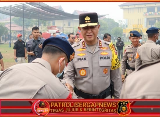 10 Personil Pusdokkes Polri dan 200 Brimob NTB Perkuat Penanganan Karhutla di Kalteng, Kapolda: Fokus di 6 Wilayah Rawan