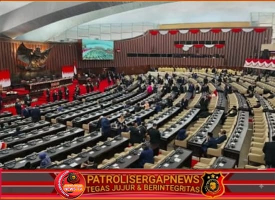 Anggota DPR dari Fraksi Gerindra: Presiden Tidak Bisa Diberhentikan terkait Sengketa Wapres